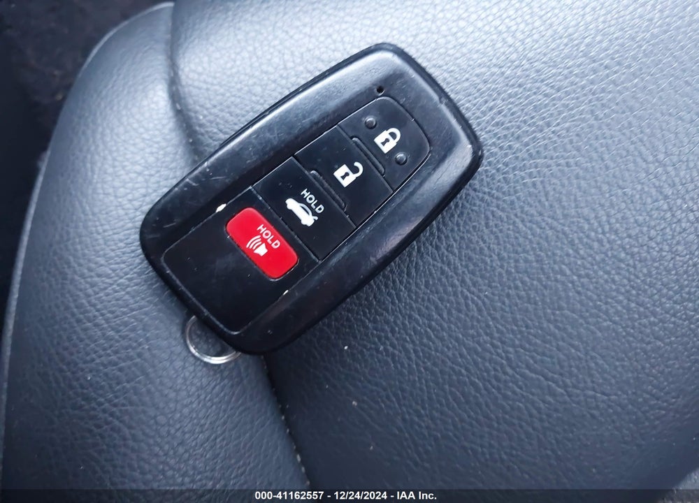 2019 TOYOTA CAMRY VIN: 4T1B11HK8KU855778