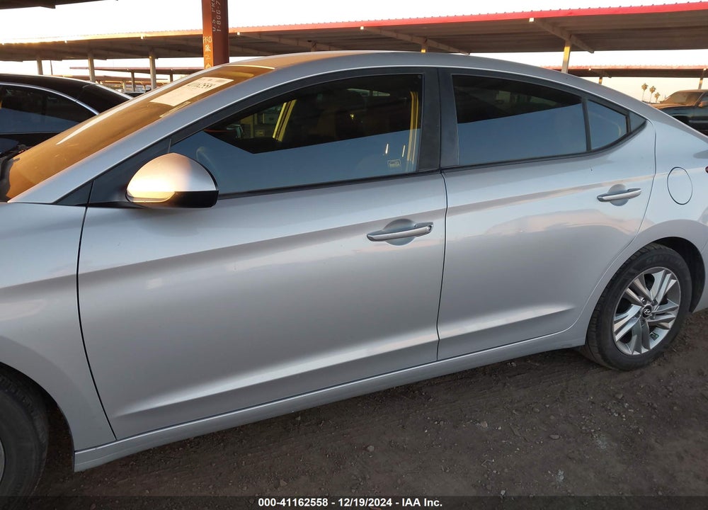 2019 HYUNDAI ELANTRA VIN: KMHD84LF8KU815930