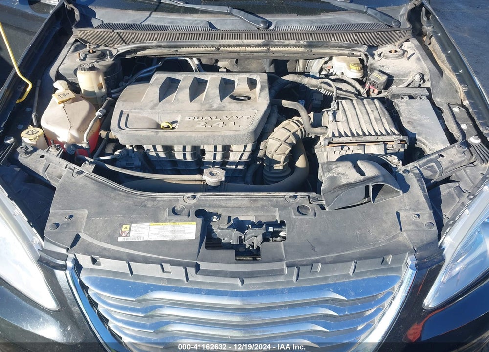 2011 CHRYSLER 200 LIMITED VIN: 1C3BC2FB6BN551340