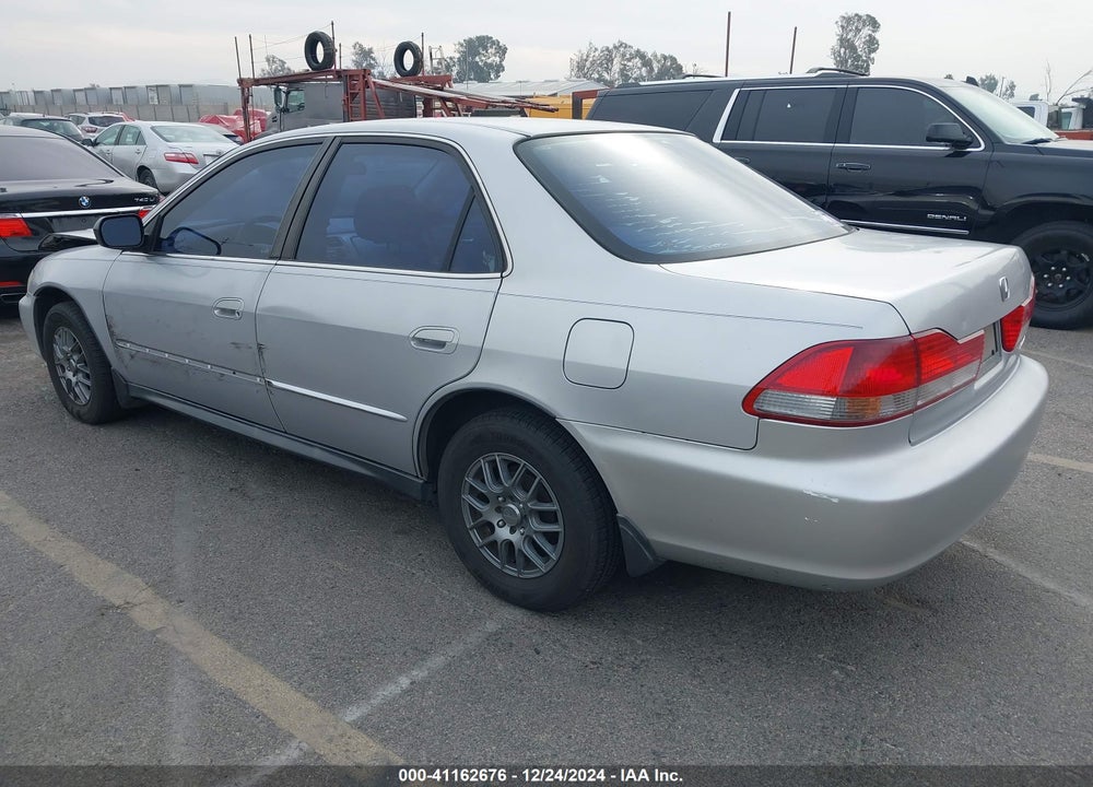 2002 HONDA ACCORD 2.3 VP VIN: 1HGCF86612A176642