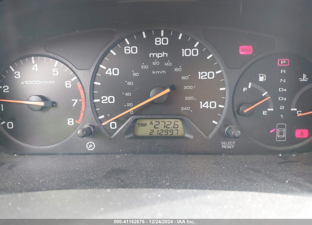 2002 HONDA ACCORD 2.3 VP VIN: 1HGCF86612A176642