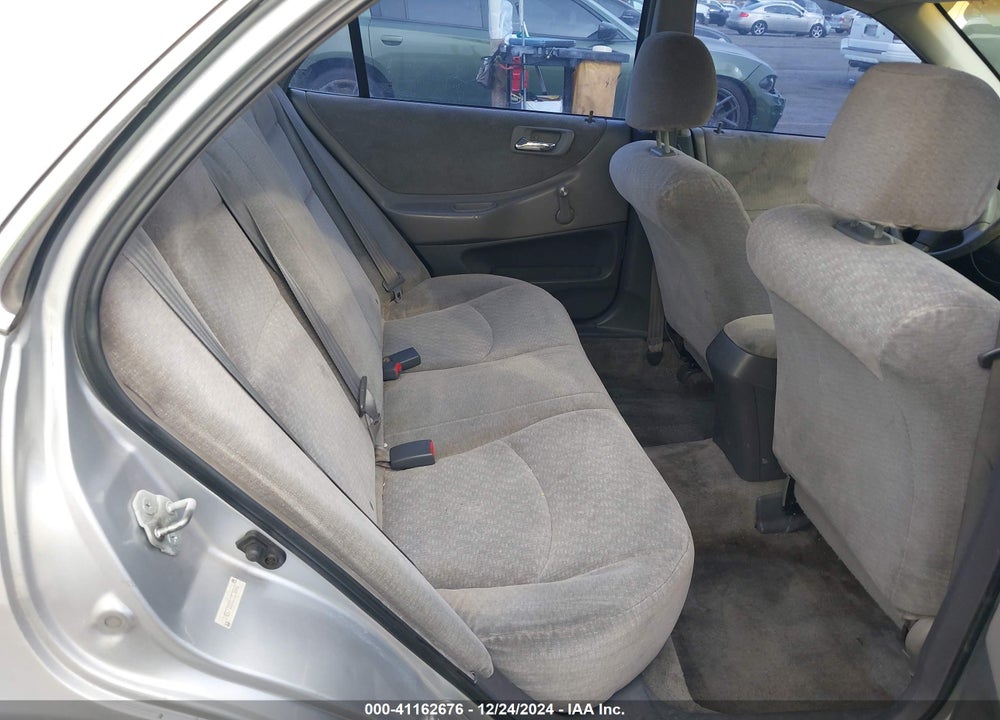 2002 HONDA ACCORD 2.3 VP VIN: 1HGCF86612A176642