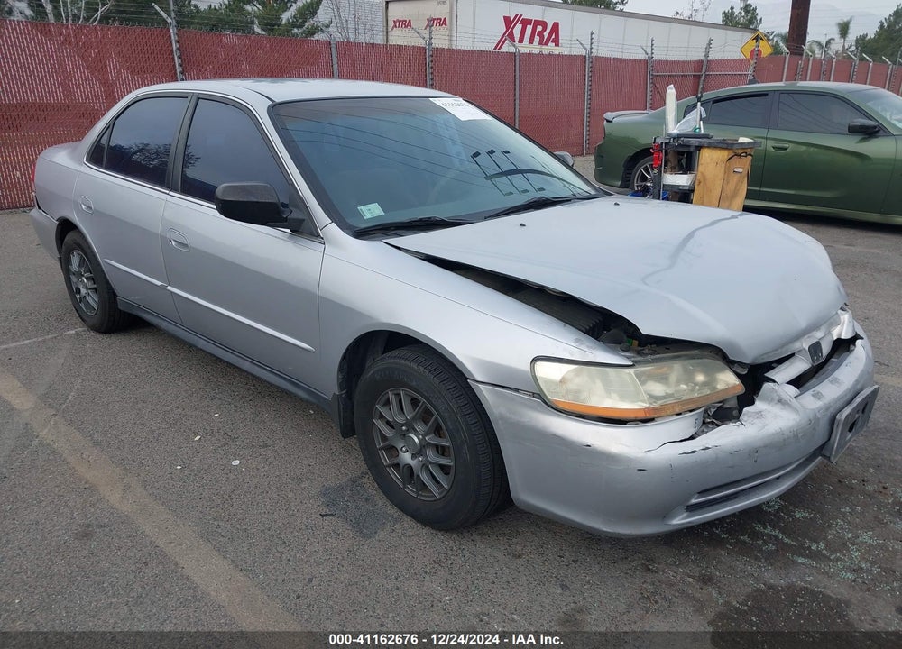 2002 HONDA ACCORD 2.3 VP VIN: 1HGCF86612A176642