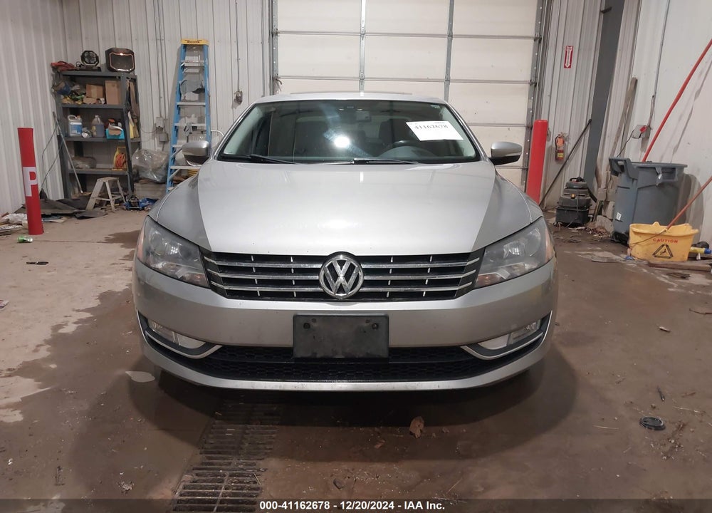 2013 VOLKSWAGEN PASSAT VIN: 1VWCN7A31DC016550