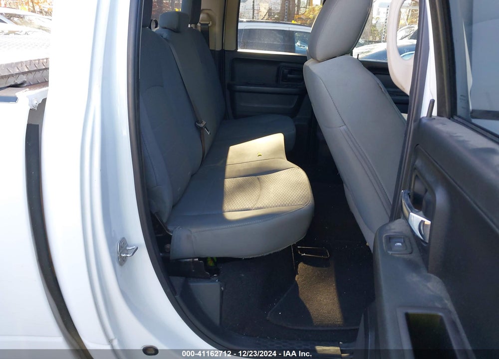 2017 RAM 1500 TRADESMAN 4X4 6'4 BOX VIN: 1C6RR7FG8HS738260
