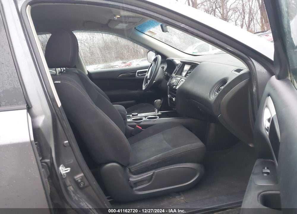 2016 NISSAN PATHFINDER VIN: 5N1AR2MM2GC625121