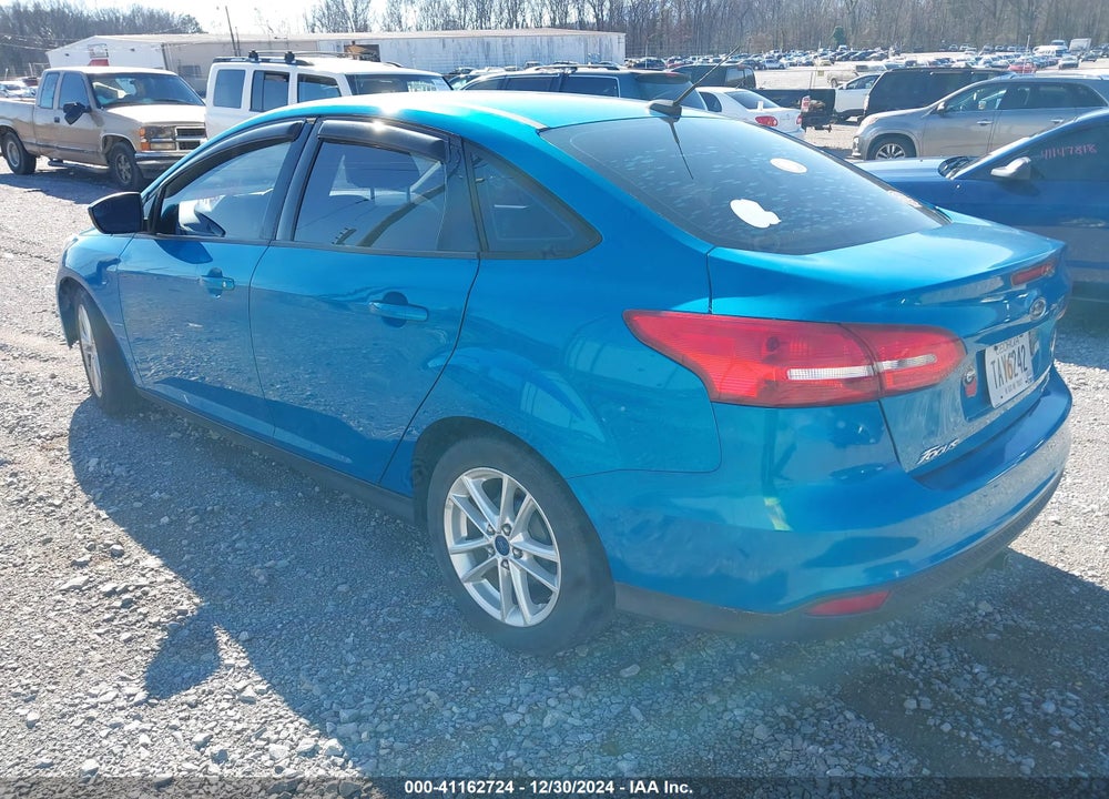 2015 FORD FOCUS SE VIN: 1FADP3F23FL372484