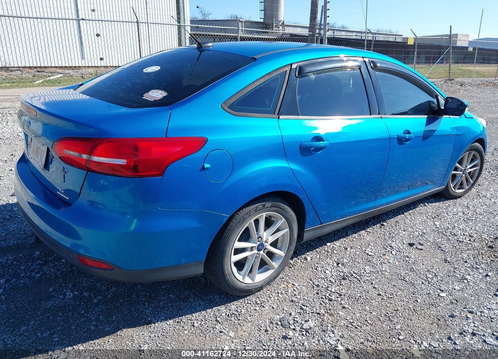 2015 FORD FOCUS SE VIN: 1FADP3F23FL372484