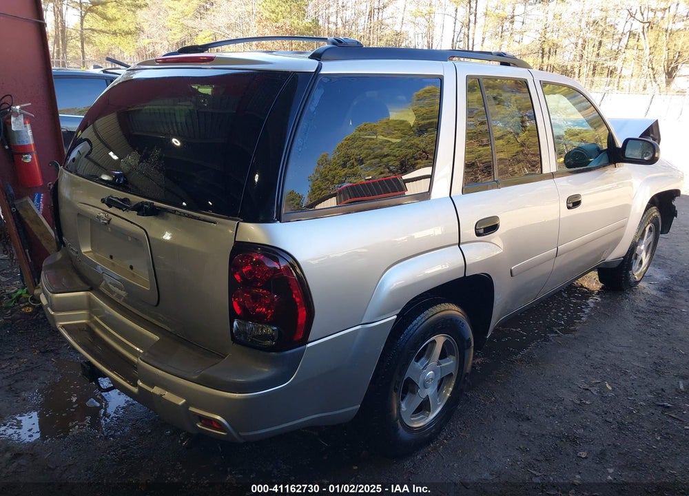 2006 CHEVROLET TRAILBLAZER LS VIN: 1GNDS13SX62146389