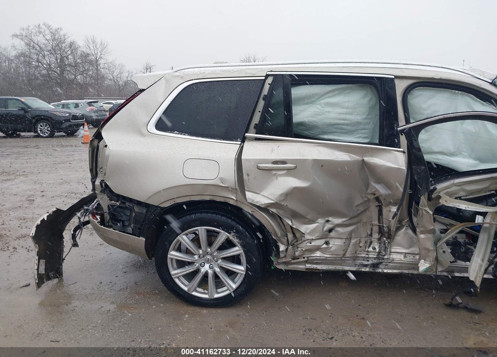 2016 VOLVO XC90 T6 INSCRIPTION VIN: YV4A22PL7G1052687