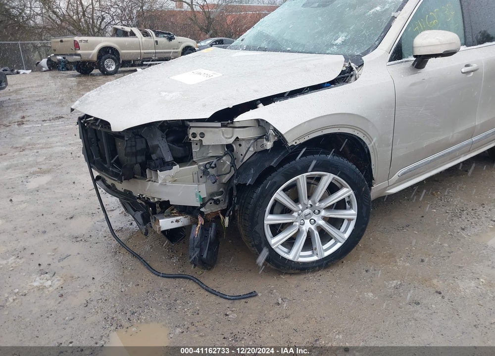 2016 VOLVO XC90 T6 INSCRIPTION VIN: YV4A22PL7G1052687