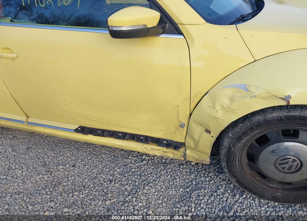 2014 VOLKSWAGEN BEETLE 1.8T VIN: 3VW517AT5EM823318