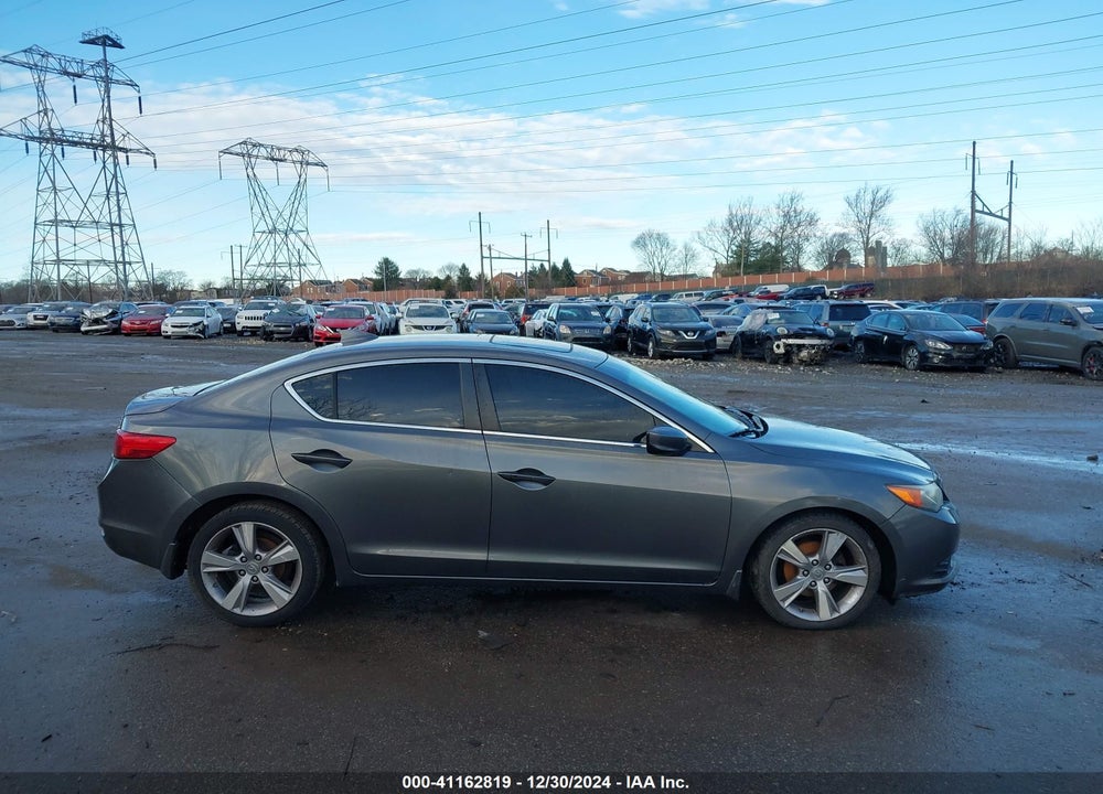 2013 ACURA ILX 2.0L VIN: 19VDE1F75DE007089