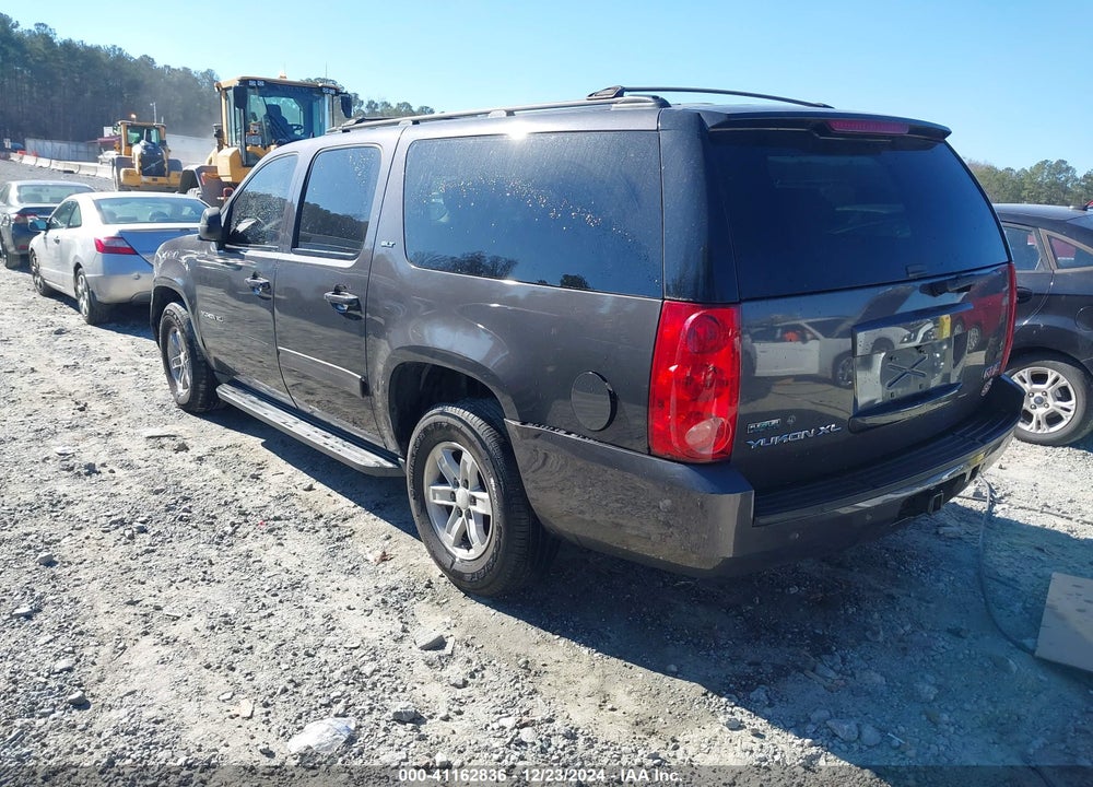 2010 GMC YUKON XL 1500 SLT VIN: 1GKUCKE01AR214347