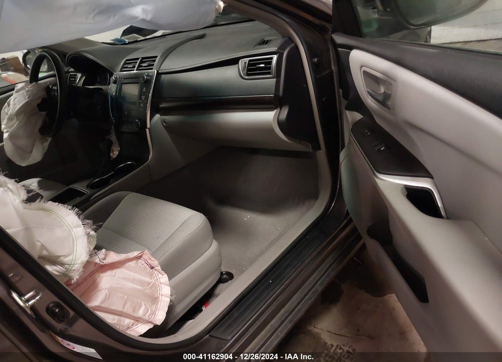 2017 TOYOTA CAMRY LE VIN: 4T1BF1FK4HU802248