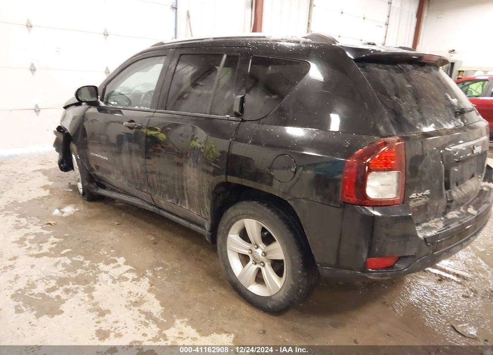 2016 JEEP COMPASS VIN: 1C4NJDEB5GD719199