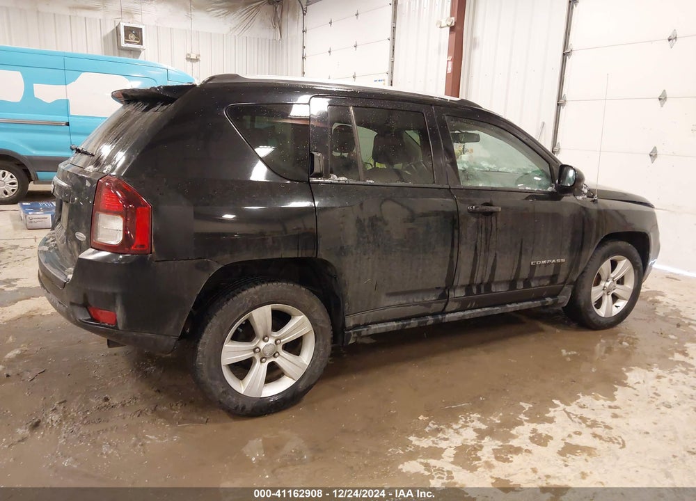 2016 JEEP COMPASS VIN: 1C4NJDEB5GD719199