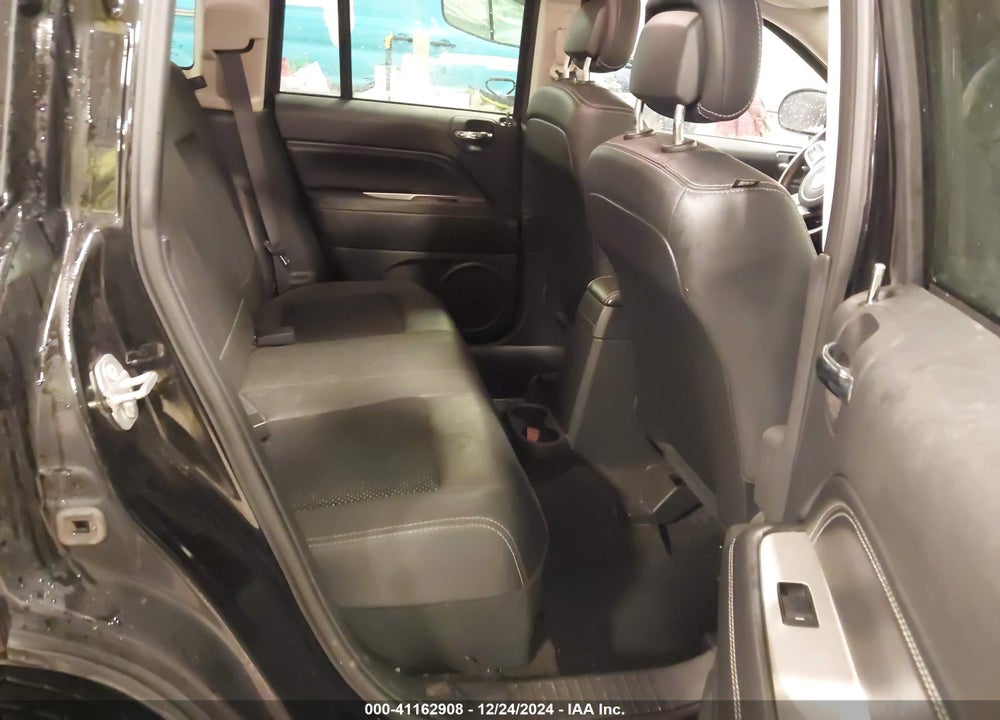 2016 JEEP COMPASS VIN: 1C4NJDEB5GD719199