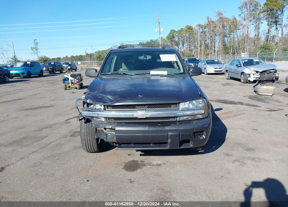 2005 CHEVROLET TRAILBLAZER LS VIN: 1GNDS13S252310443