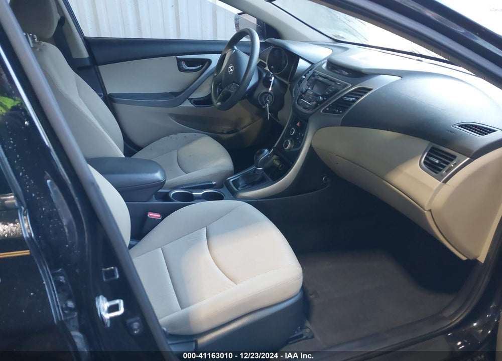 2016 HYUNDAI ELANTRA SE VIN: KMHDH4AE8GU490245
