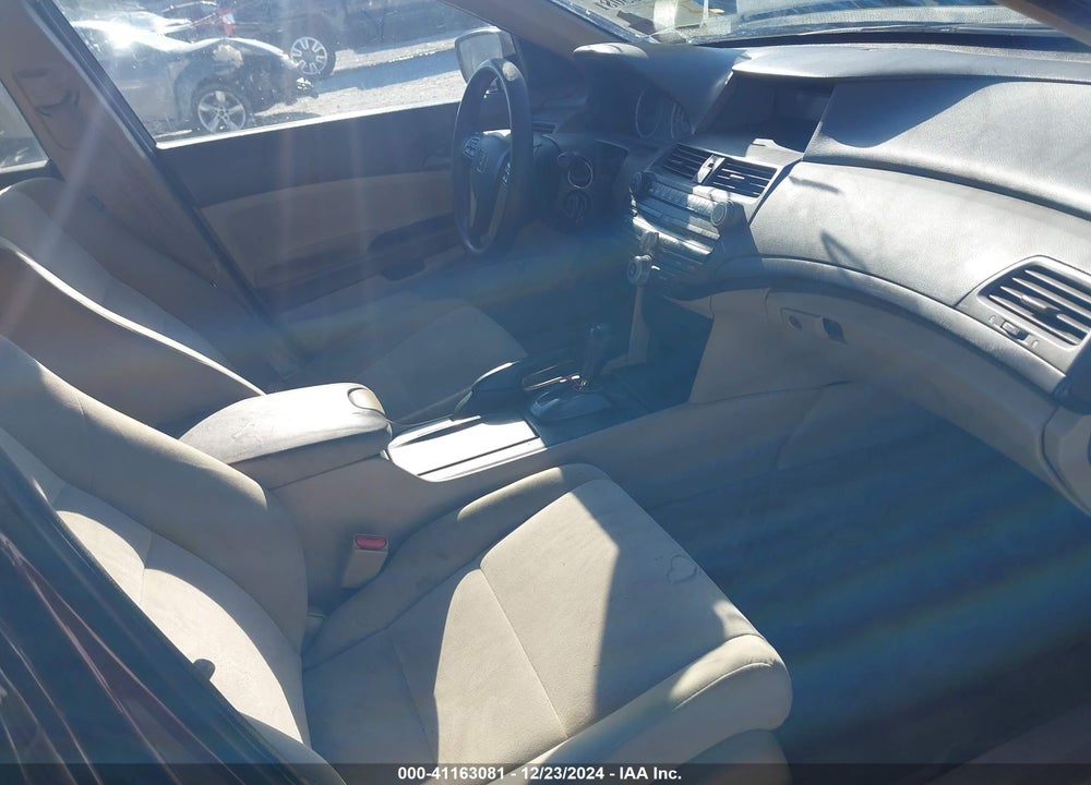 2010 HONDA ACCORD 2.4 LX-P VIN: 1HGCP2F46AA072087