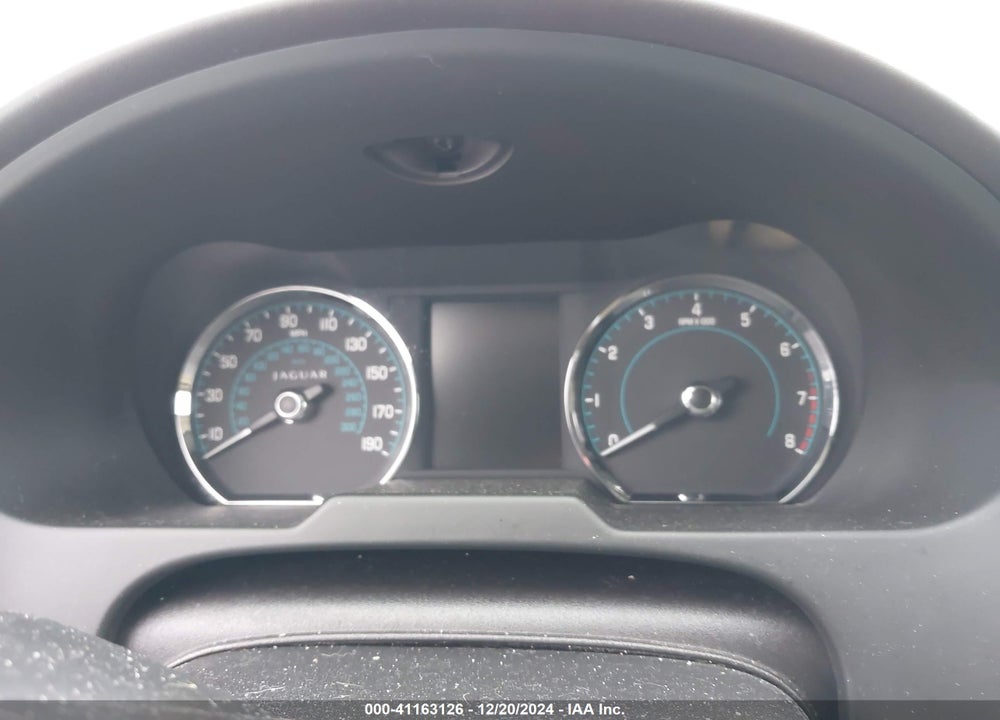 2013 JAGUAR XF VIN: SAJWA0E7XD8S73324