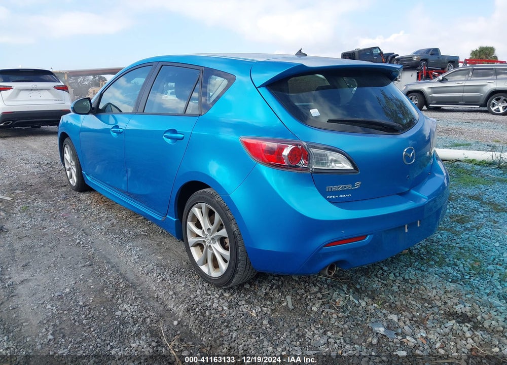 2011 MAZDA 3 S SPORT VIN: JM1BL1K65B1376570