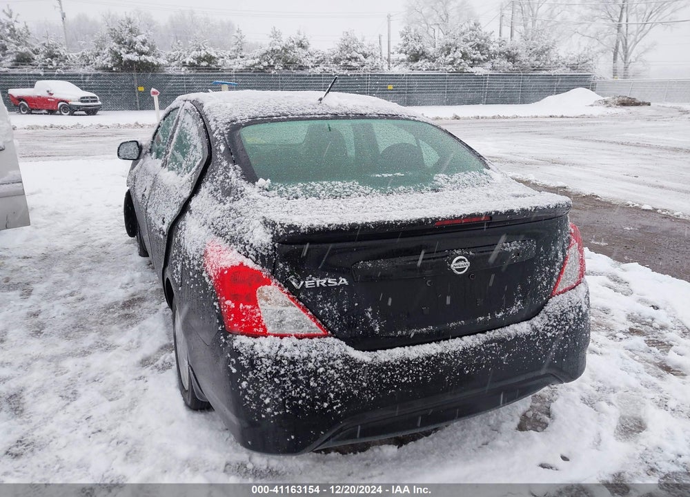 2015 NISSAN VERSA VIN: 3N1CN7AP9FL884053
