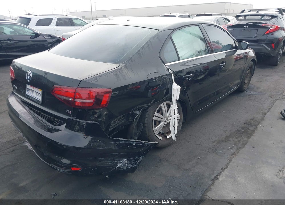 2017 VOLKSWAGEN JETTA 1.4T S VIN: 3VW2B7AJ8HM335676