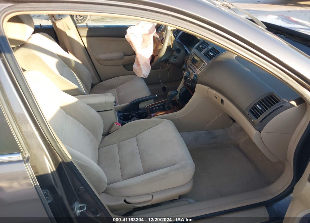 2006 HONDA ACCORD 2.4 EX VIN: 1HGCM56796A152544