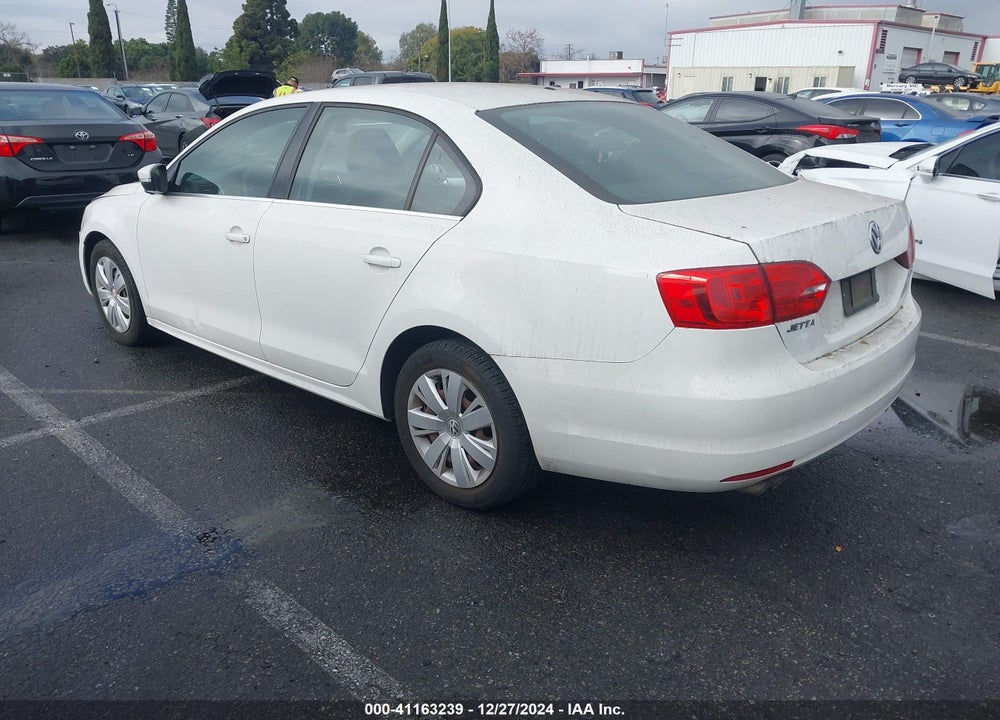 2013 VOLKSWAGEN JETTA 2.5L SE VIN: 3VWDP7AJ3DM206250