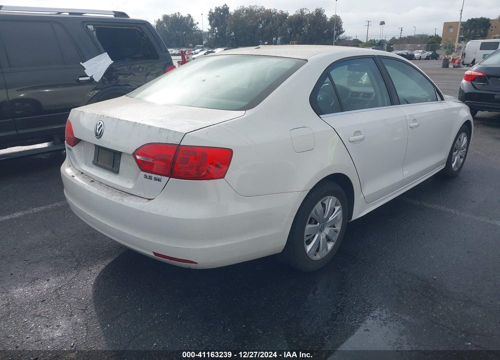 2013 VOLKSWAGEN JETTA 2.5L SE VIN: 3VWDP7AJ3DM206250