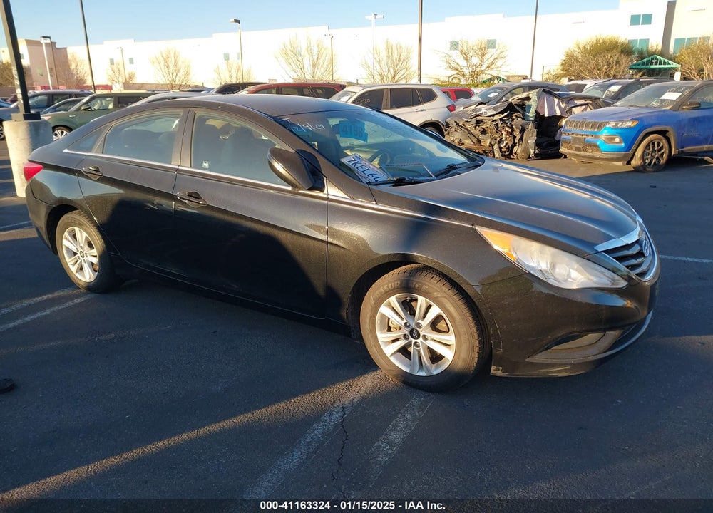 2013 HYUNDAI SONATA GLS VIN: 5NPEB4AC2DH736088