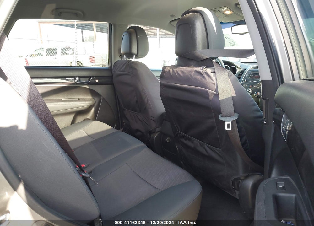 2013 KIA SORENTO LX VIN: 5XYKT3A60DG363371