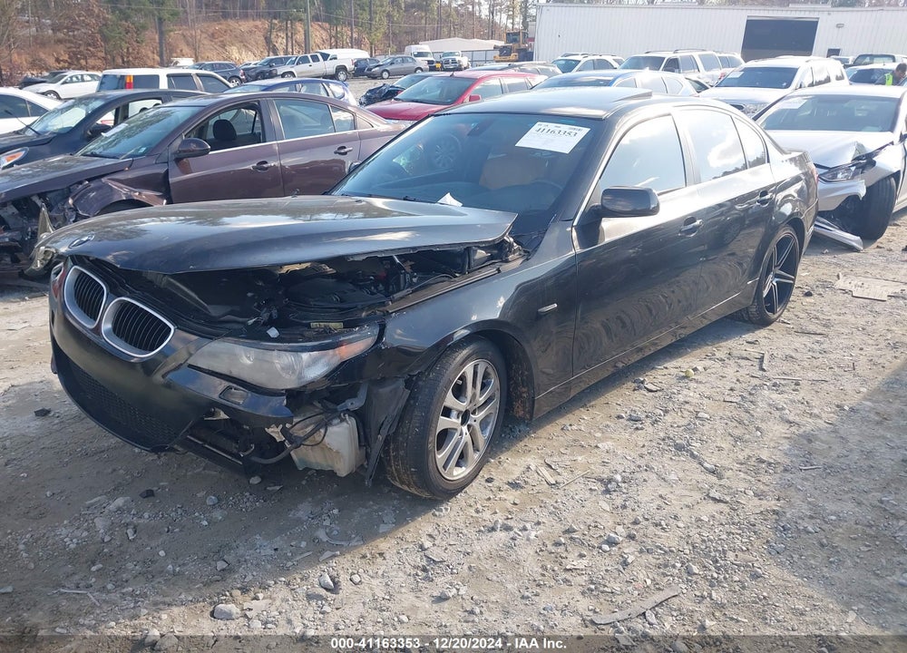 2007 BMW 525I VIN: WBANE53517CW62137