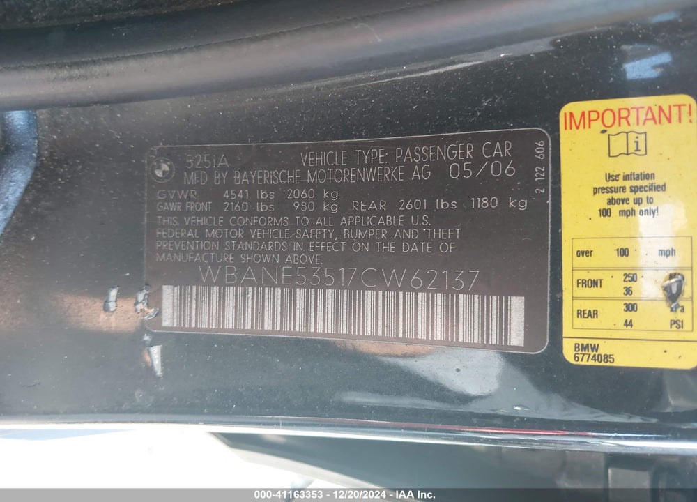 2007 BMW 525I VIN: WBANE53517CW62137