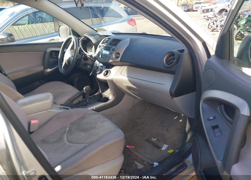 2007 TOYOTA RAV4 VIN: JTMBD35V375099882