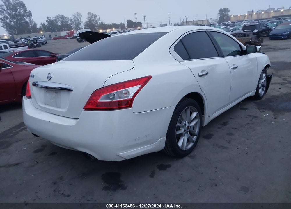 2010 NISSAN MAXIMA 3.5 S VIN: 1N4AA5AP7AC864110