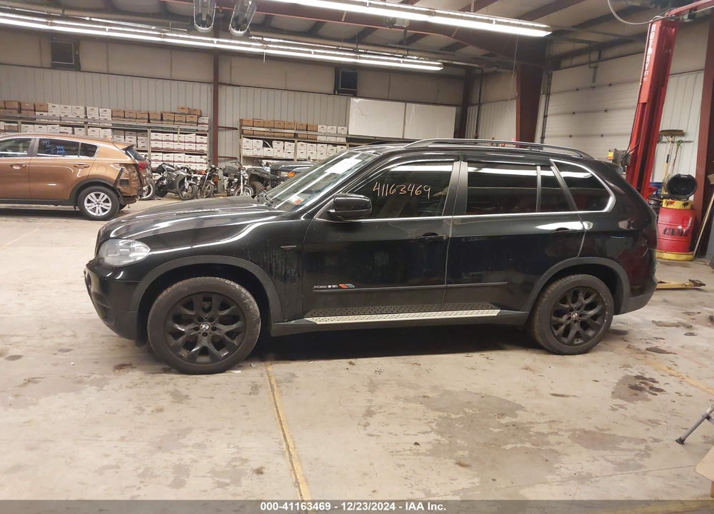 2013 BMW X5 XDRIVE35I/XDRIVE35I PREMIUM/XDRIVE35I SPORT ACTIVITY VIN: 5UXZV4C53D0G56627