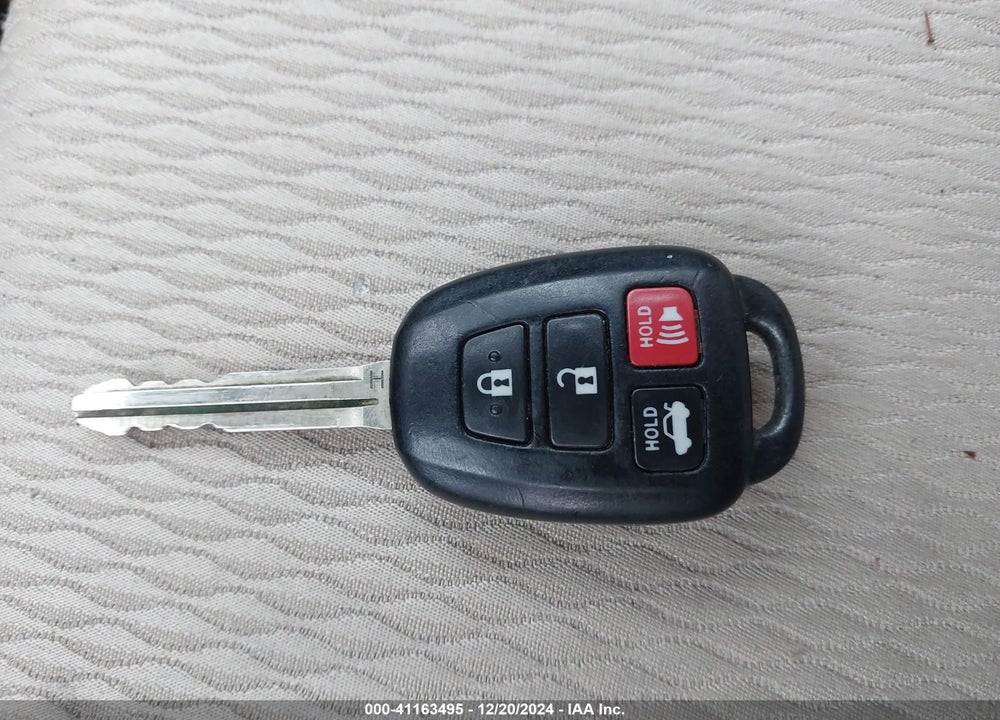 2014 TOYOTA COROLLA VIN: 5YFBURHE5EP089482