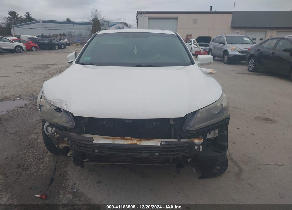 2013 HONDA ACCORD VIN: 1HGCR2F88DA190059