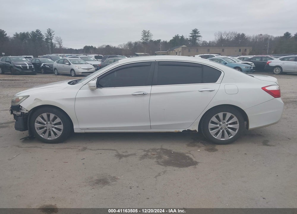 2013 HONDA ACCORD VIN: 1HGCR2F88DA190059