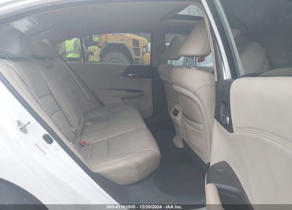 2013 HONDA ACCORD VIN: 1HGCR2F88DA190059