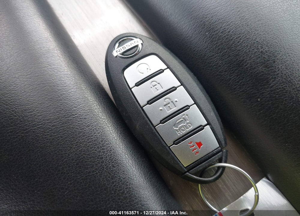 2018 NISSAN MURANO PLATINUM VIN: 5N1AZ2MG4JN190432