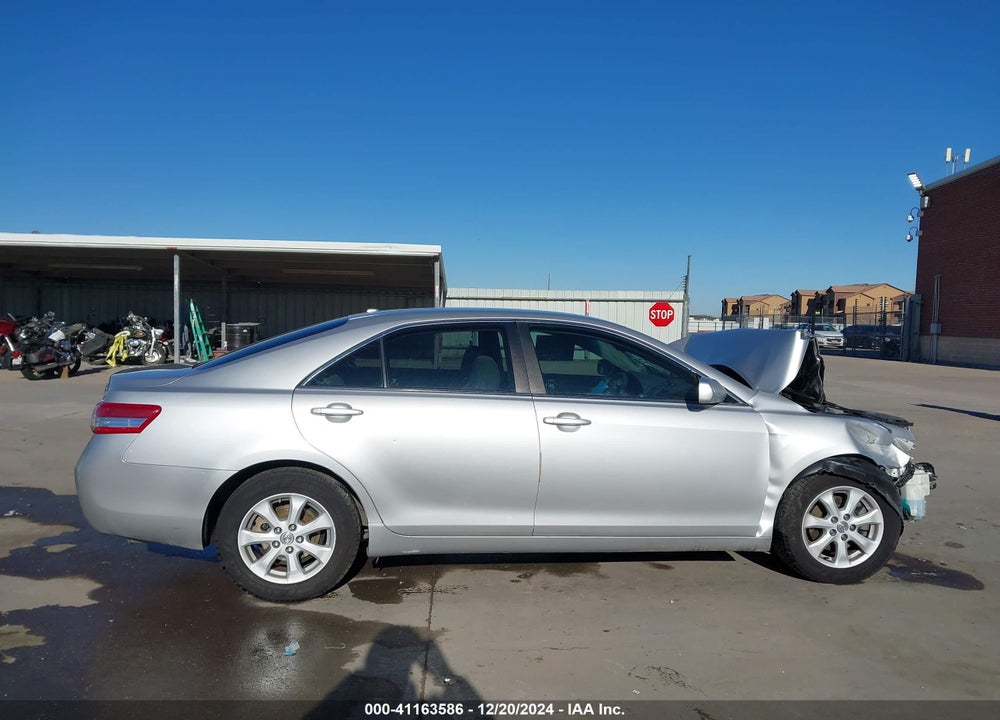 2011 TOYOTA CAMRY LE VIN: 4T1BF3EK5BU755395