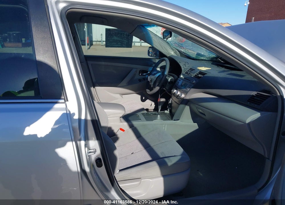 2011 TOYOTA CAMRY LE VIN: 4T1BF3EK5BU755395