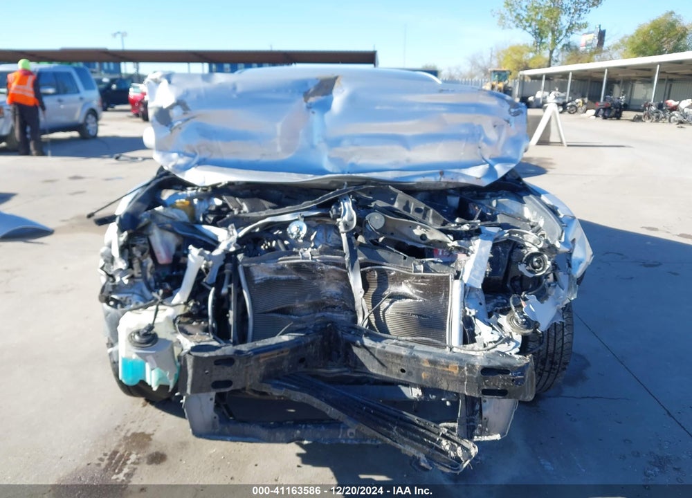 2011 TOYOTA CAMRY LE VIN: 4T1BF3EK5BU755395