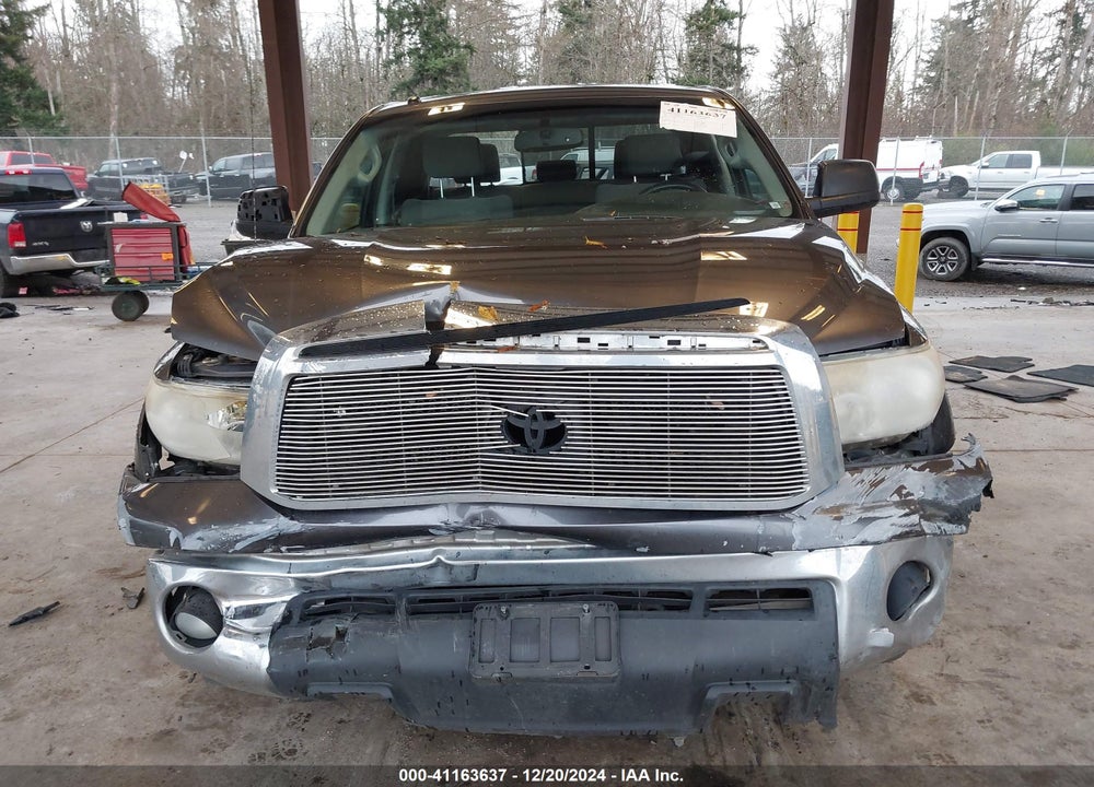 2012 TOYOTA TUNDRA GRADE 5.7L V8 VIN: 5TFUW5F1XCX233005