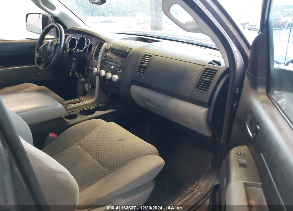 2012 TOYOTA TUNDRA GRADE 5.7L V8 VIN: 5TFUW5F1XCX233005