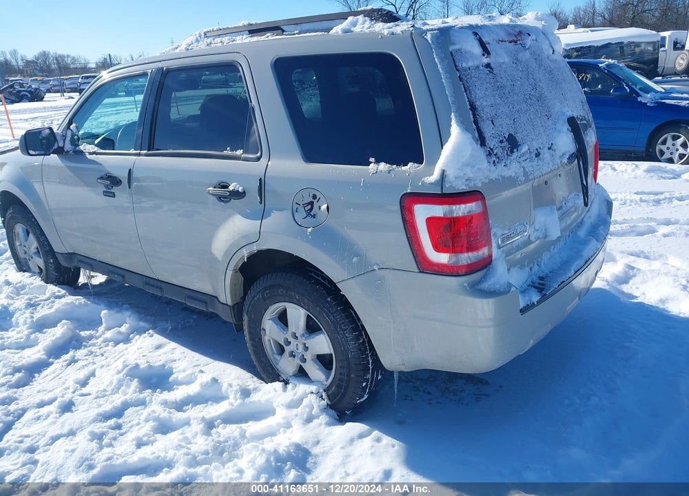 2009 FORD ESCAPE XLT VIN: 1FMCU037X9KA87011